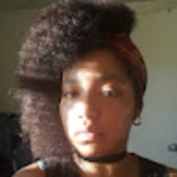 Meet your Posher, Celeste - Picture 1 of 1